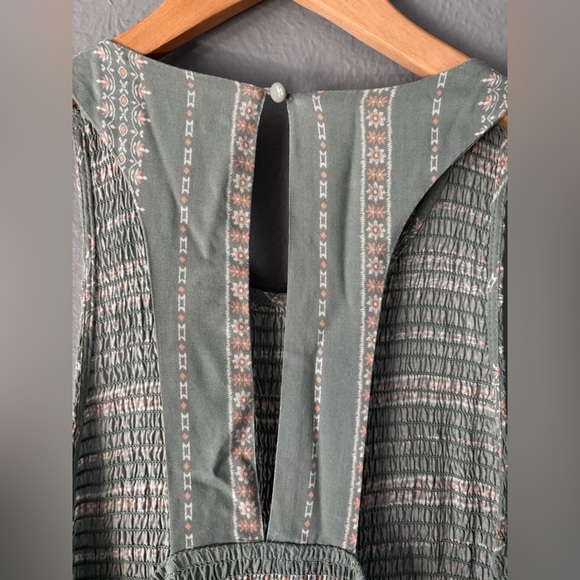 Bleuh Ciel | Smocked Floral Racerback Midi Dress | Size L - Picture 8 of 13